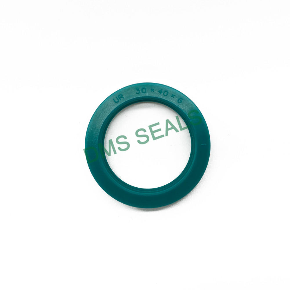 UR piston rod seal with high wear resistance